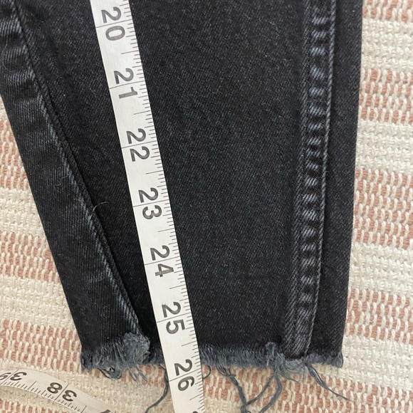 | AMO | Stix Crop black magic jeans. Size 25. - Picture 8 of 8